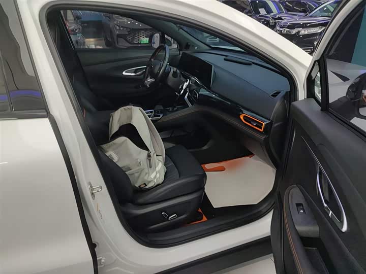 Changan UNI-T 2022 1.5 T Flagship — фото 20