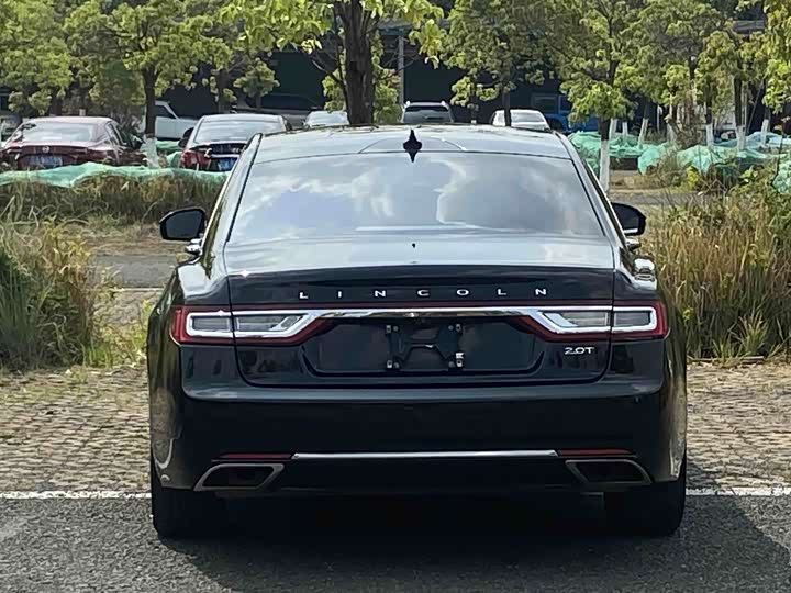 Lincoln Continental — фото 4