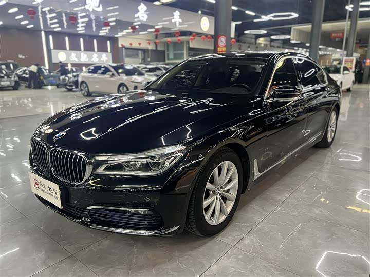 BMW 7-Series 2016 730 Li Leading