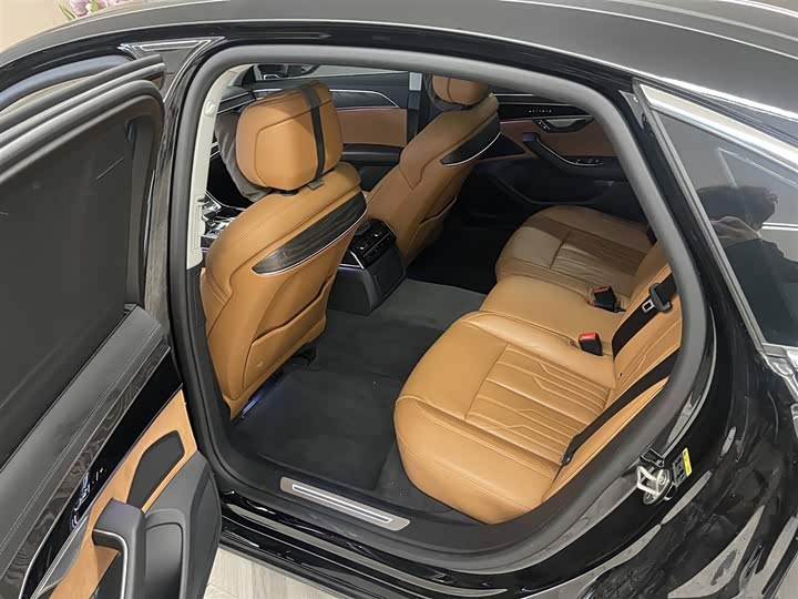 Audi A8 2023 A 8 L 45 TFSI quattro Luxury — фото 25