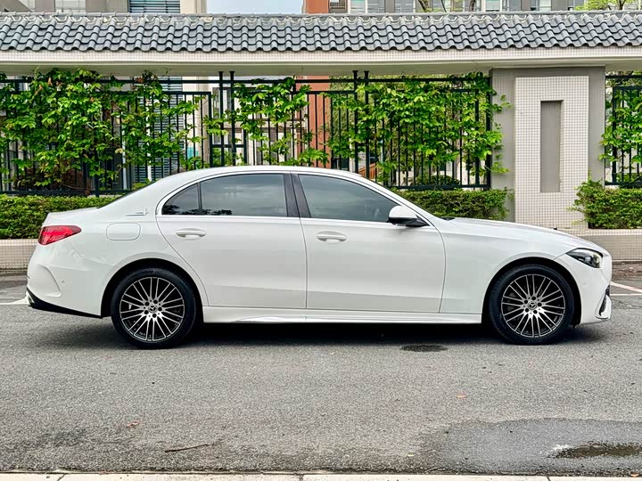 Mercedes-Benz C-Class 2023 C 200 L — фото 4
