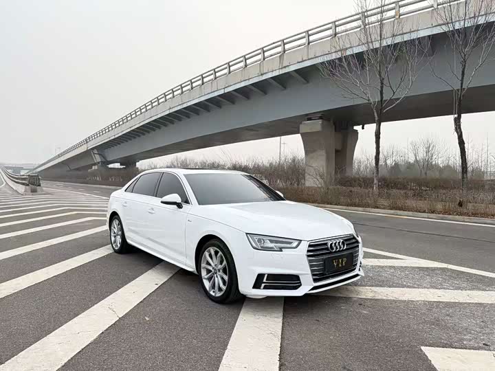 Audi A4L 2018 30 40 TFSI — фото 3