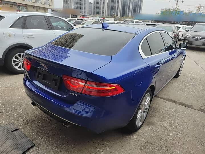 Jaguar XEL 2019 2.0 T 200 PS — фото 7