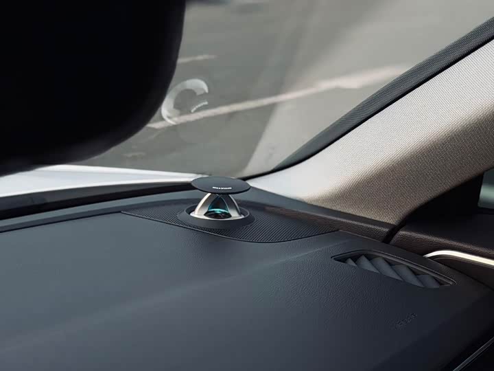 Audi A4L 2023 40 TFSI — фото 10