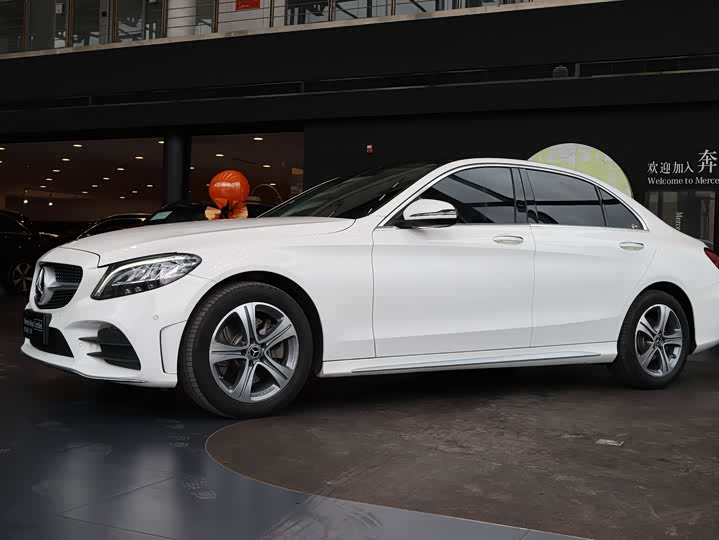 Mercedes-Benz C-Class 2021 C 260 L — фото 1