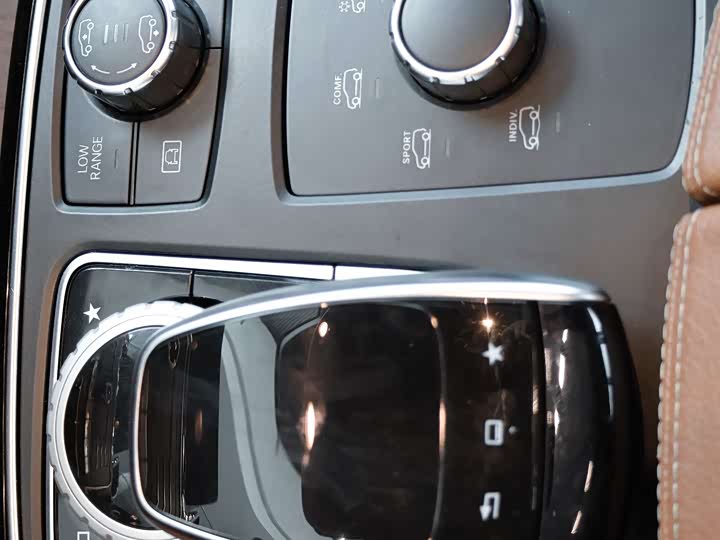 Mercedes-Benz GLS 2016 GLS 500 4 MATIC — фото 8