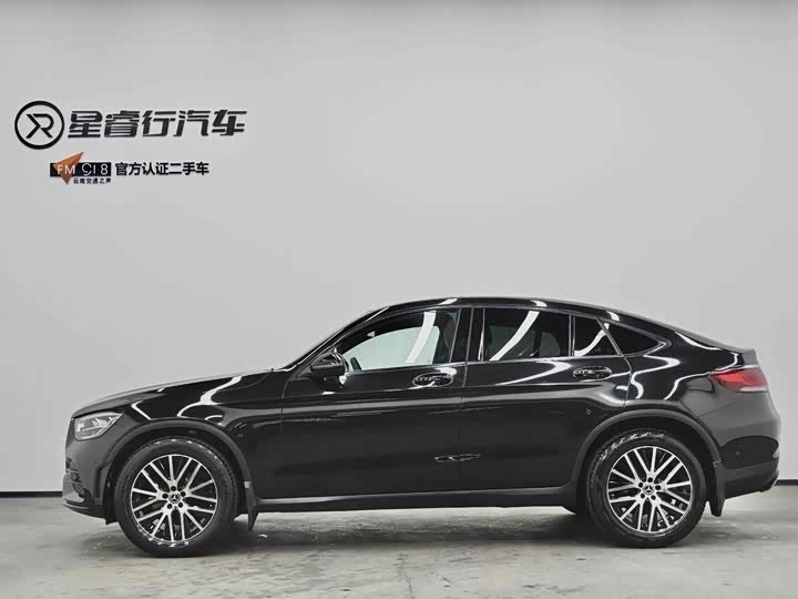 Mercedes-Benz GLC 2023 GLC 260 4 MATIC SUV — фото 13