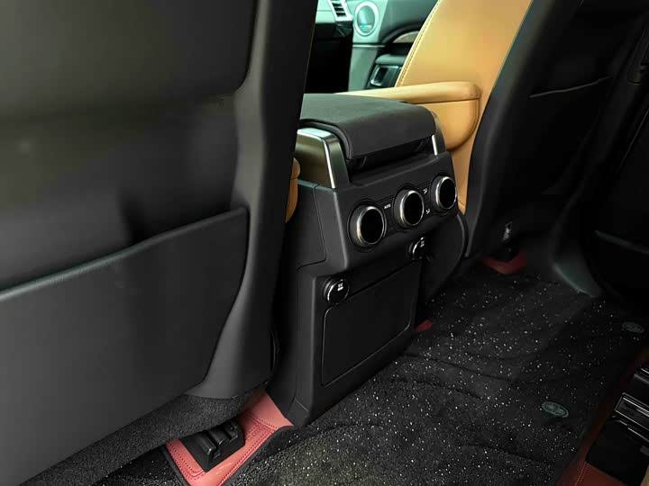 Land Rover Discovery — фото 15