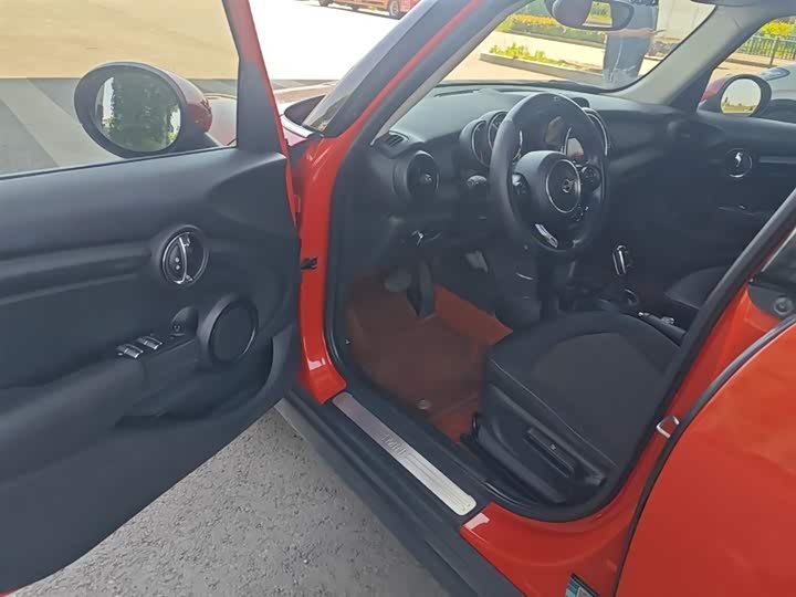 MINI Hatch — фото 16