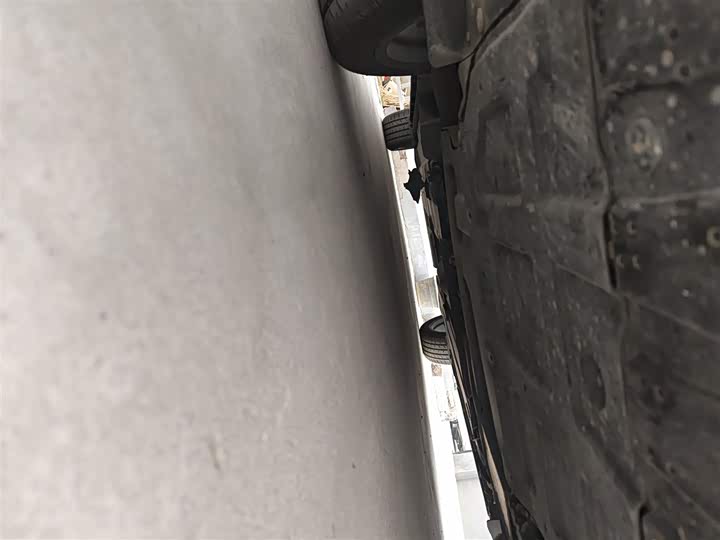 Changan UNI-V 2022 1.5 T Premium — фото 22