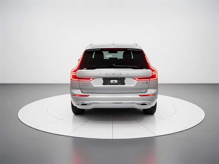 Volvo XC60 2024 B 5 4 WD — фото 4