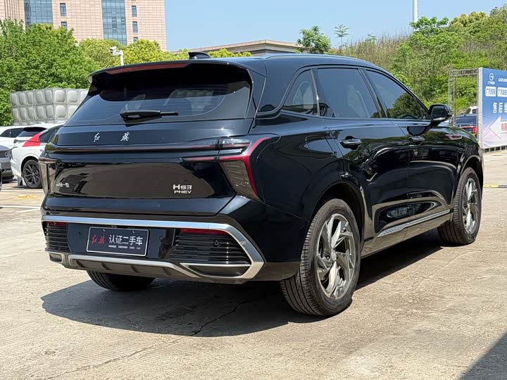 Hongqi HS3 PHEV 2024 115km — фото 4