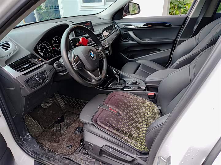 BMW X2 2019 s Drive 20i M VI — фото 7