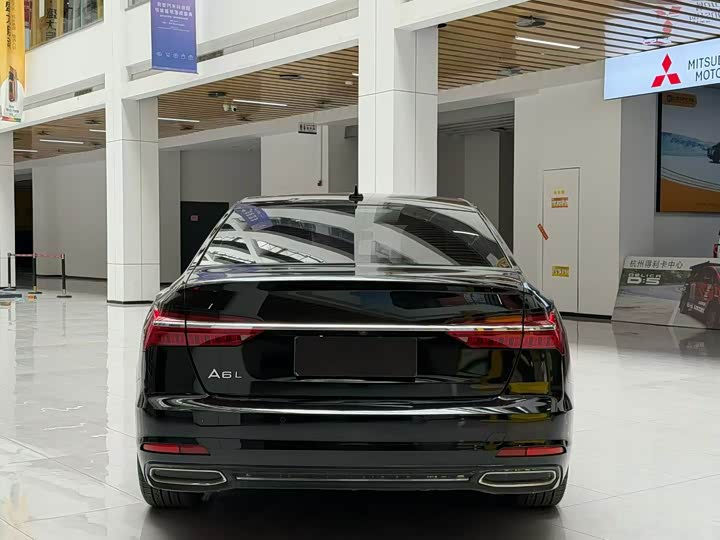 Audi A6L 40 TFSI — фото 3