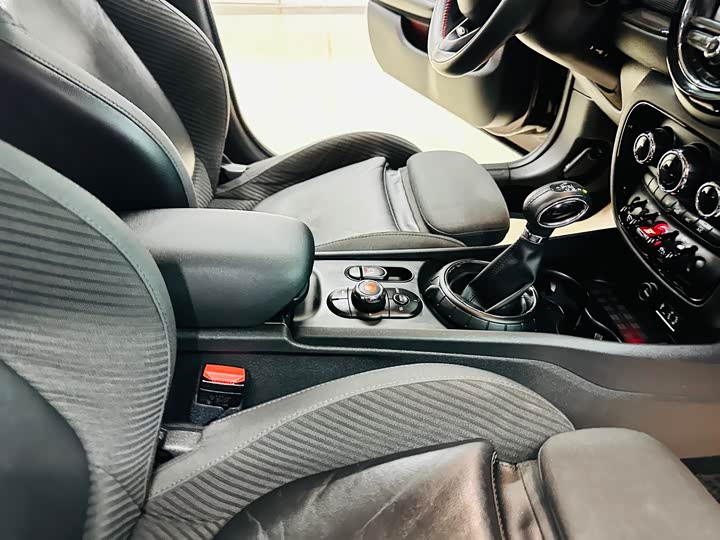 MINI Clubman — фото 26