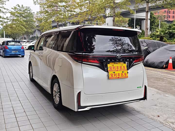 Toyota Vellfire — фото 7
