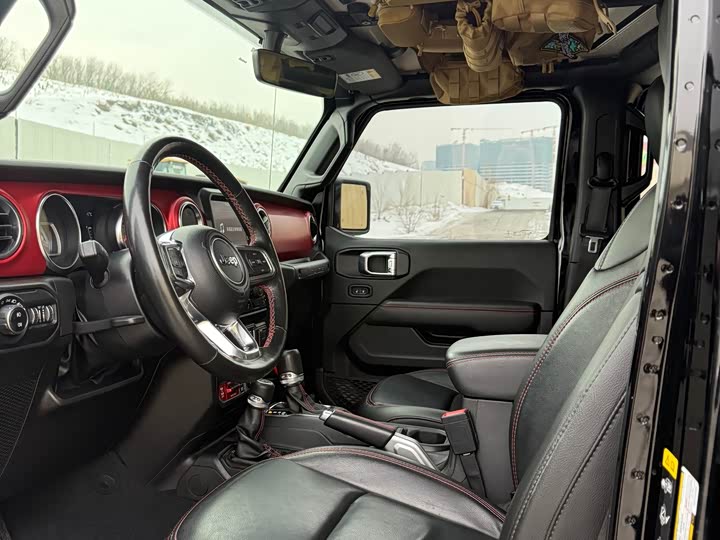 Jeep Wrangler — фото 4