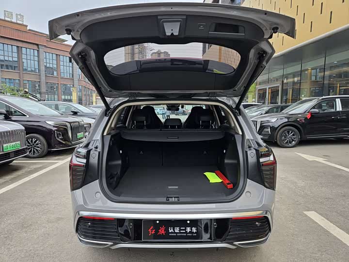 Hongqi HS3 2023 1.5 T 2 WD — фото 10