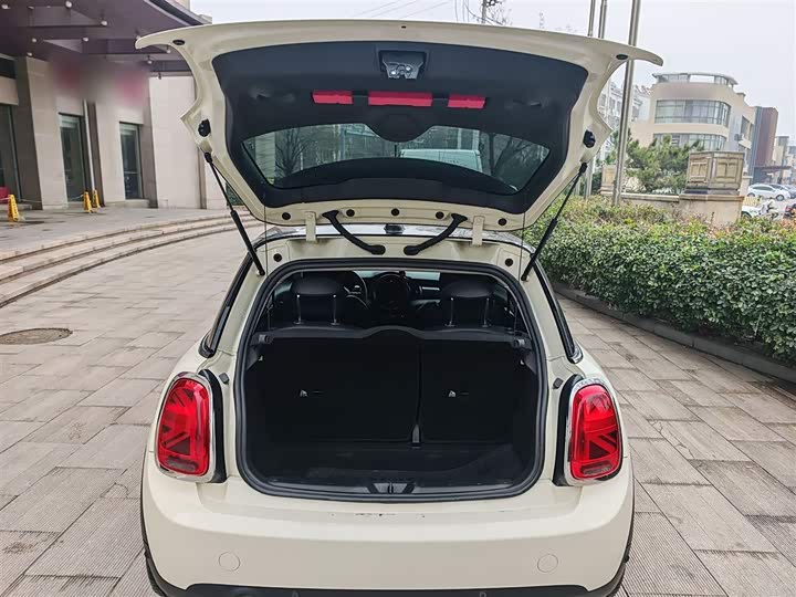 MINI Hatch — фото 17