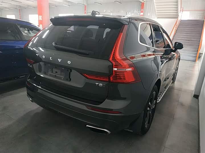 Volvo XC60 2019 T 5 4 WD VI — фото 5