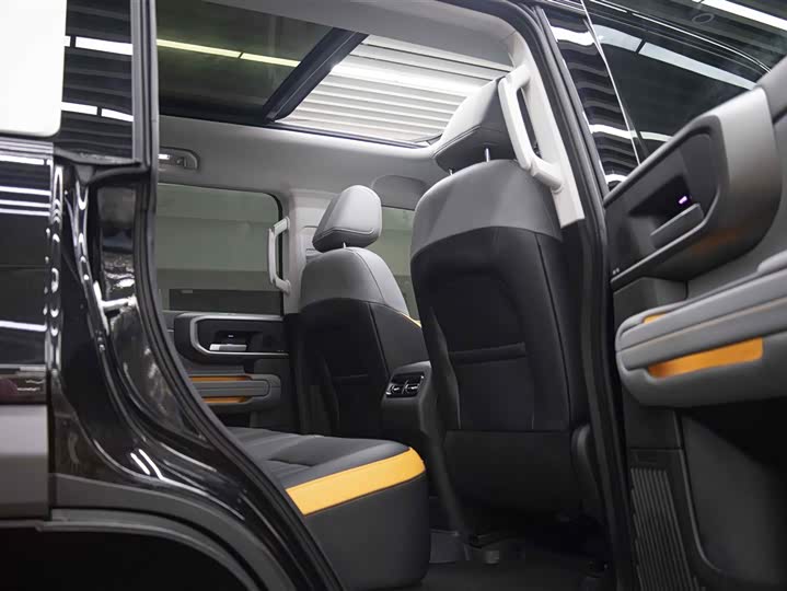 BAIC BJ40 2024 2.0 T — фото 22