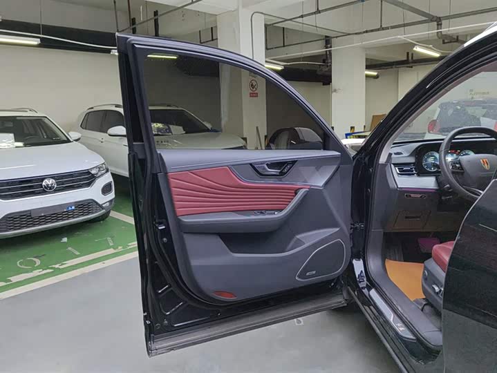 Hongqi HS5 2023 2.0 T 4 WD Pro — фото 7
