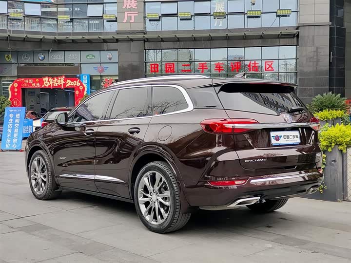 Buick Enclave — фото 4