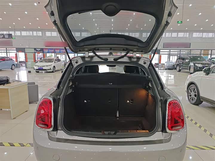 MINI Hatch — фото 19
