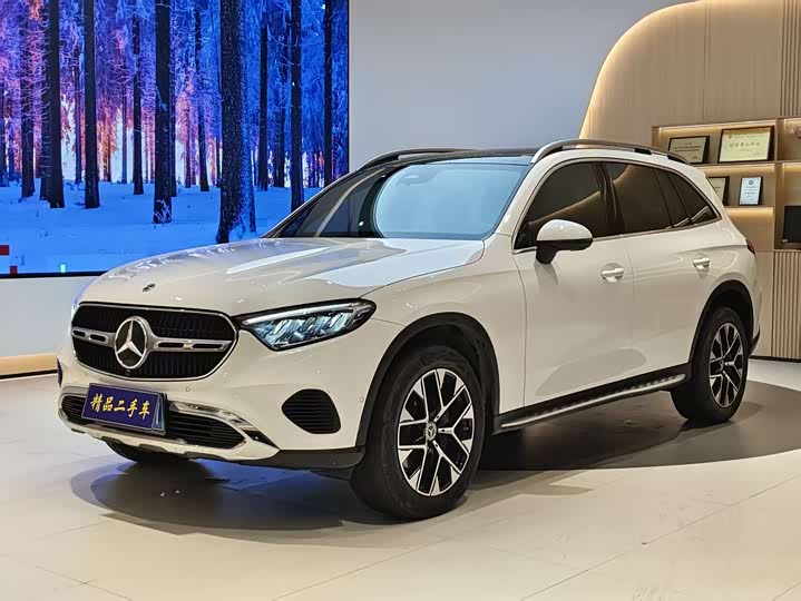 Mercedes-Benz GLC 2024 GLC 260 L 4 MATIC 7 — фото 1