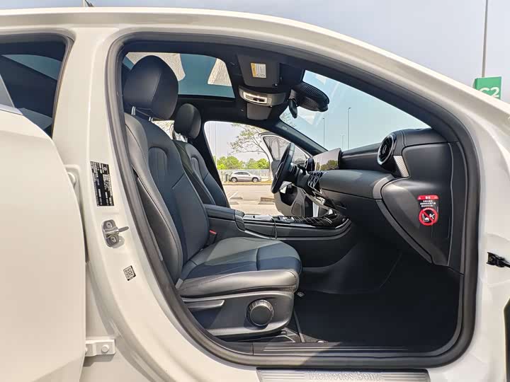 Mercedes-Benz A-Class 2023 A 180 L — фото 11