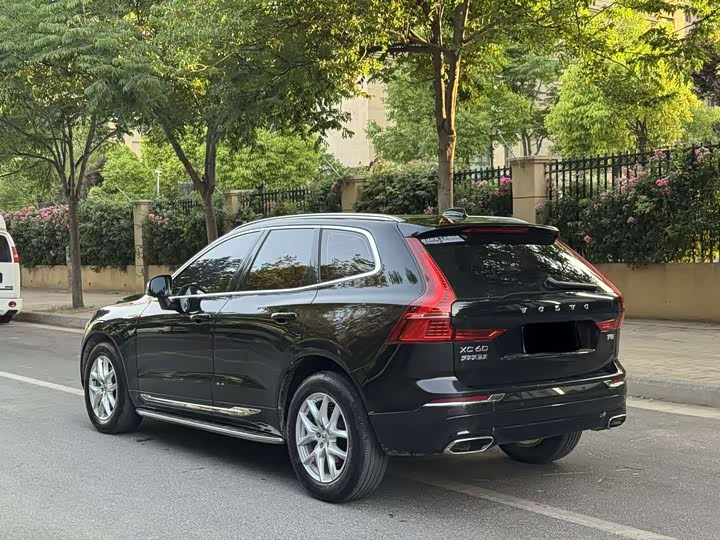 Volvo XC60 2021 T 5 4 WD — фото 6