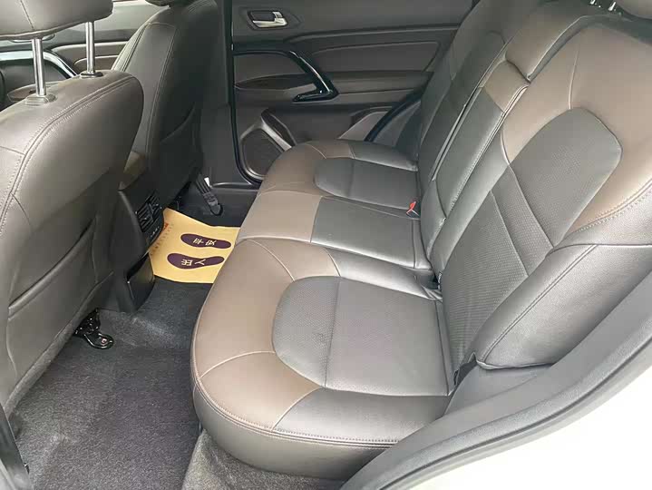 Trumpchi GS4 2017 1.5 L PHEV — фото 7