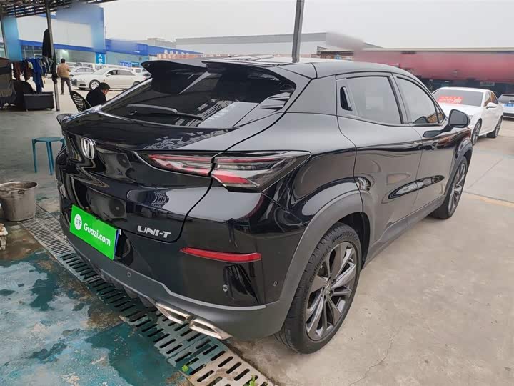 Changan UNI-T 2020 1.5 T Flagship — фото 7