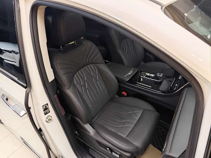 Trumpchi M8 2024 400 T — фото 33