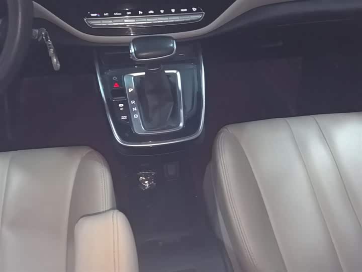 Trumpchi M6 2019 270 T DCT ( ) VI — фото 6