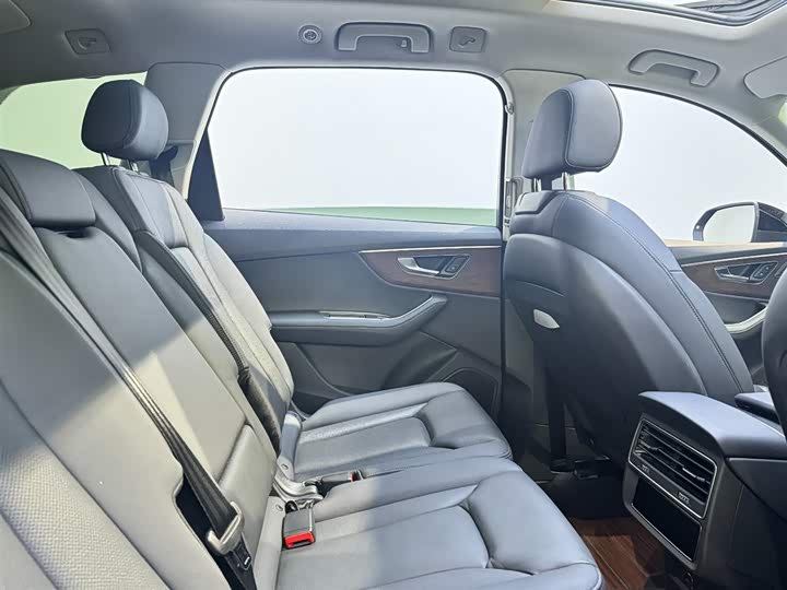 Audi Q7 2023 55 TFSI quattro S line Sport — фото 9