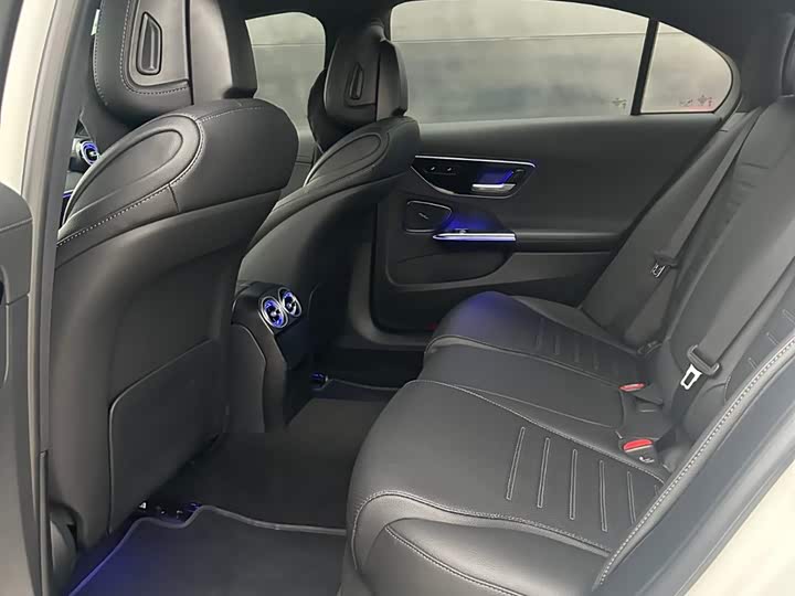 Mercedes-Benz C-Class 2025 C 260 L — фото 6