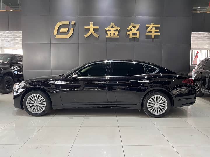 Infiniti Q 70 2017 Q 70 L 2.5 L — фото 2