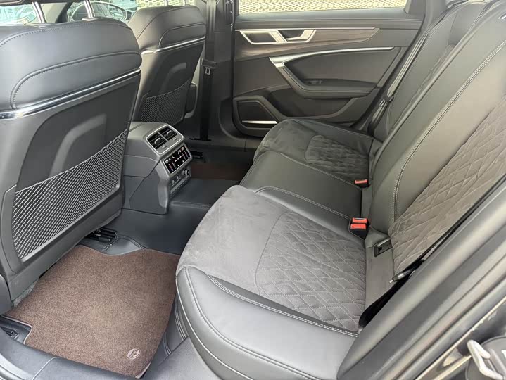 Audi A6L 2023 55 TFSI quattro — фото 22