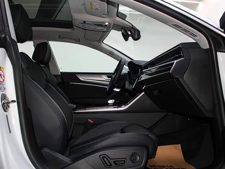 Audi A7 2024 45 TFSI — фото 13