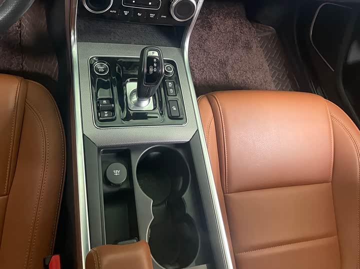 Jaguar XEL 2020 2.0 T 200 PS R-DYNAMIC S — фото 15