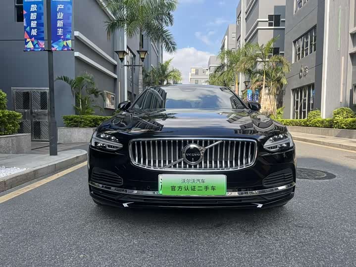 Volvo S90 Hybrid 2025 Hybrid 4 WD — фото 2