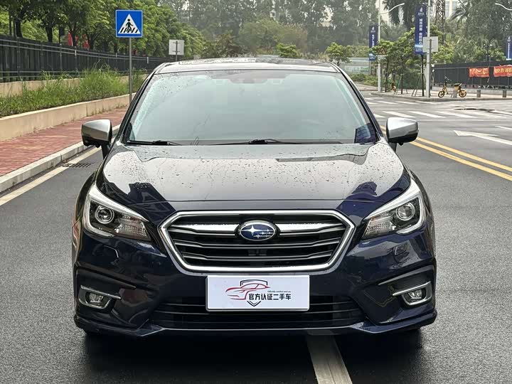 Subaru Legacy — фото 3