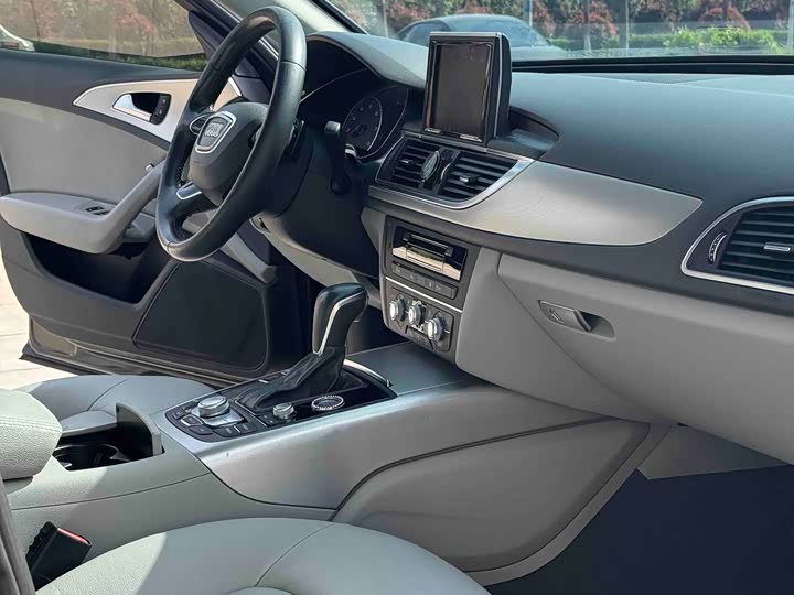 Audi A6L 2016 TFSI — фото 8