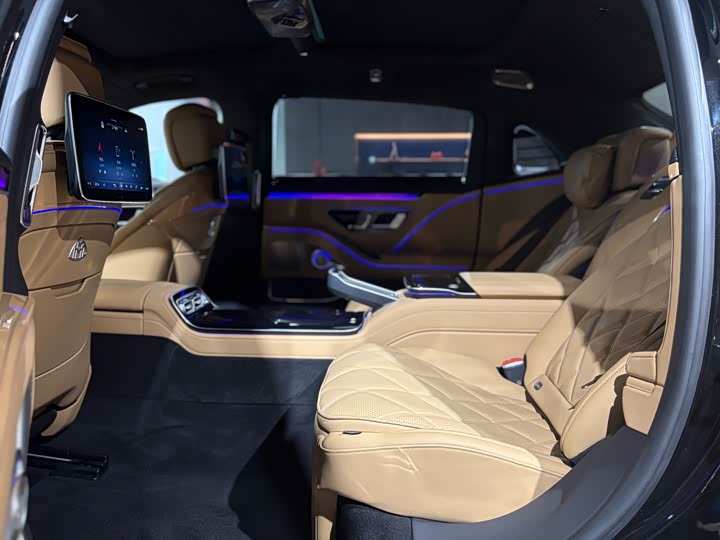 Maybach S-Class 2022 S 680 4 MATIC Virgil Abloh — фото 17