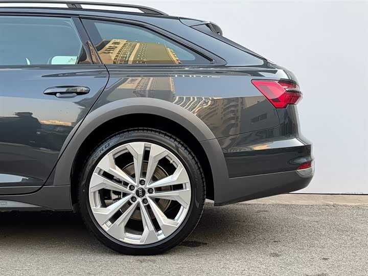Audi A6 2021 allroad quattro 55 TFSI — фото 4