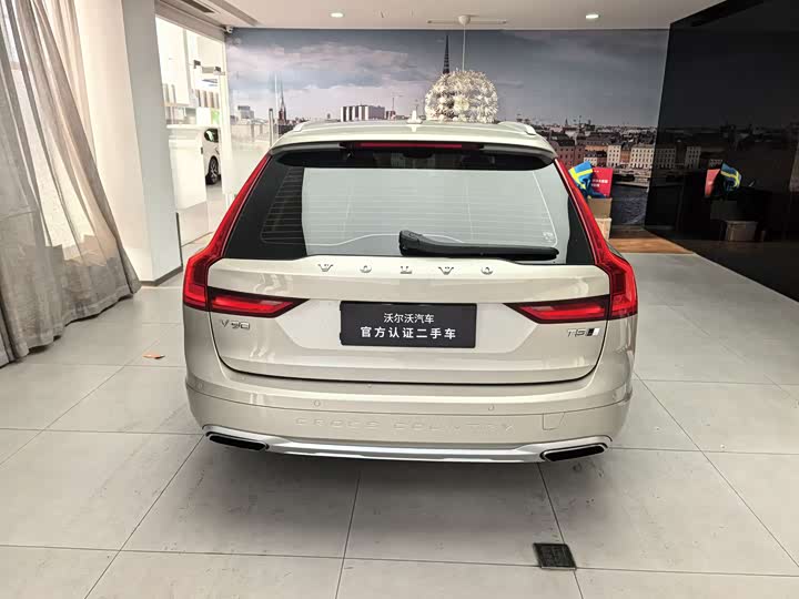 Volvo V90 2019 Cross Country T 5 AWD V — фото 18