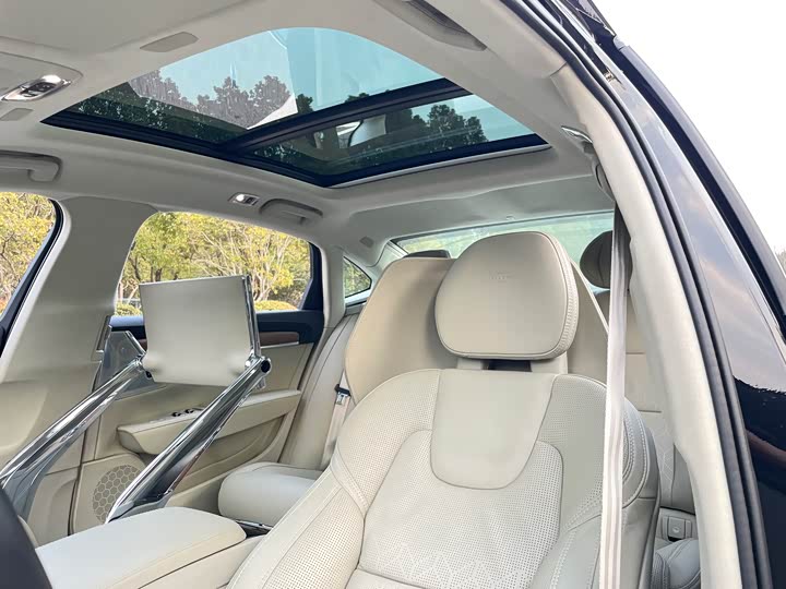 Volvo S90 Hybrid 2019 T 8 E Hybrid 3 V — фото 21