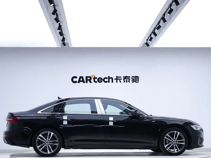 Audi A6L 2021 40 TFSI — фото 2