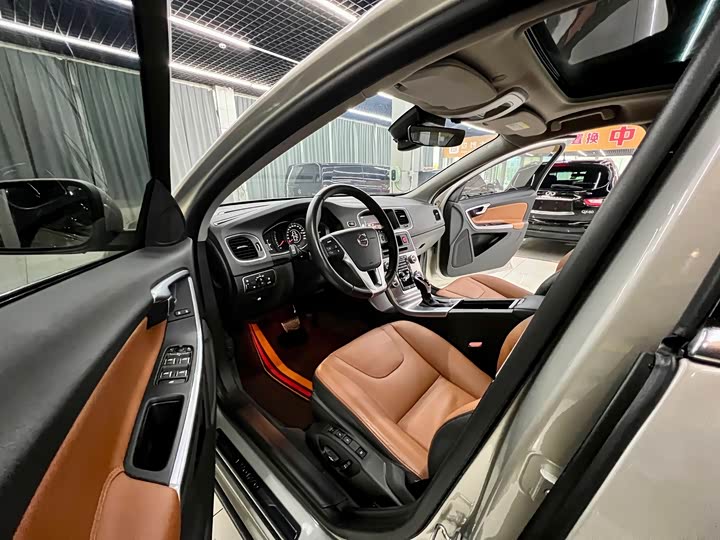 Volvo S60 2019 S 60 L T 3 — фото 10